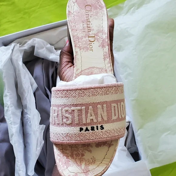 Dway Heeled Slide Toile de Jouy Light Pink and Ecru Embroidered - Picture 4 of 17